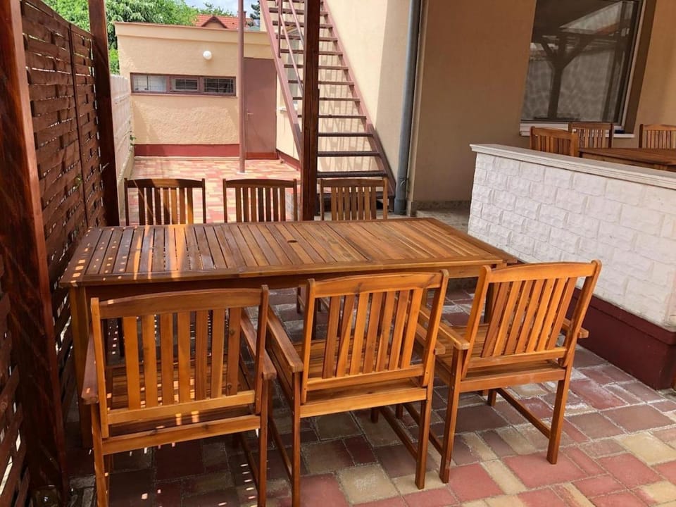 Patio, Balcony/Terrace, Dining area