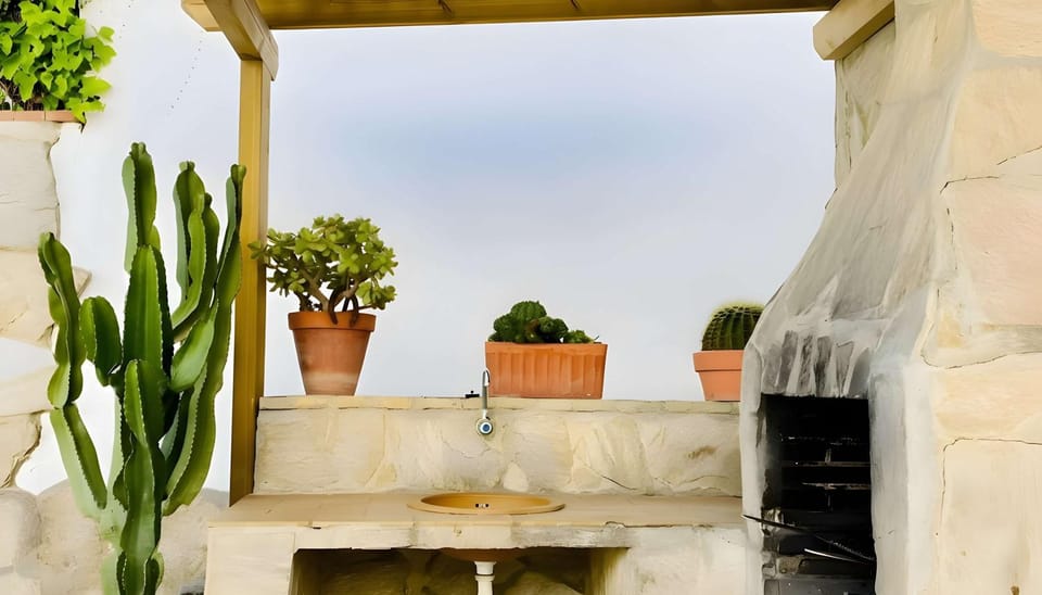 Amplio Chalet con Piscina privada Terraza y Barbacoa Cerca del pueblo Chalet in La Janda