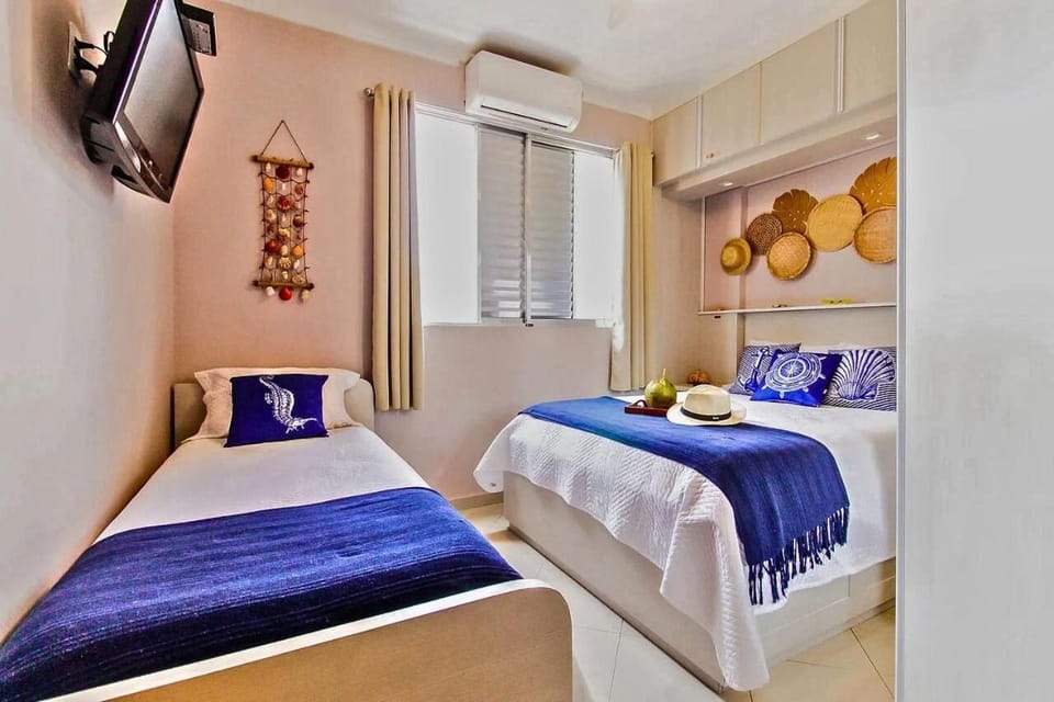 Bed, TV and multimedia, Photo of the whole room, Bedroom, air conditioner