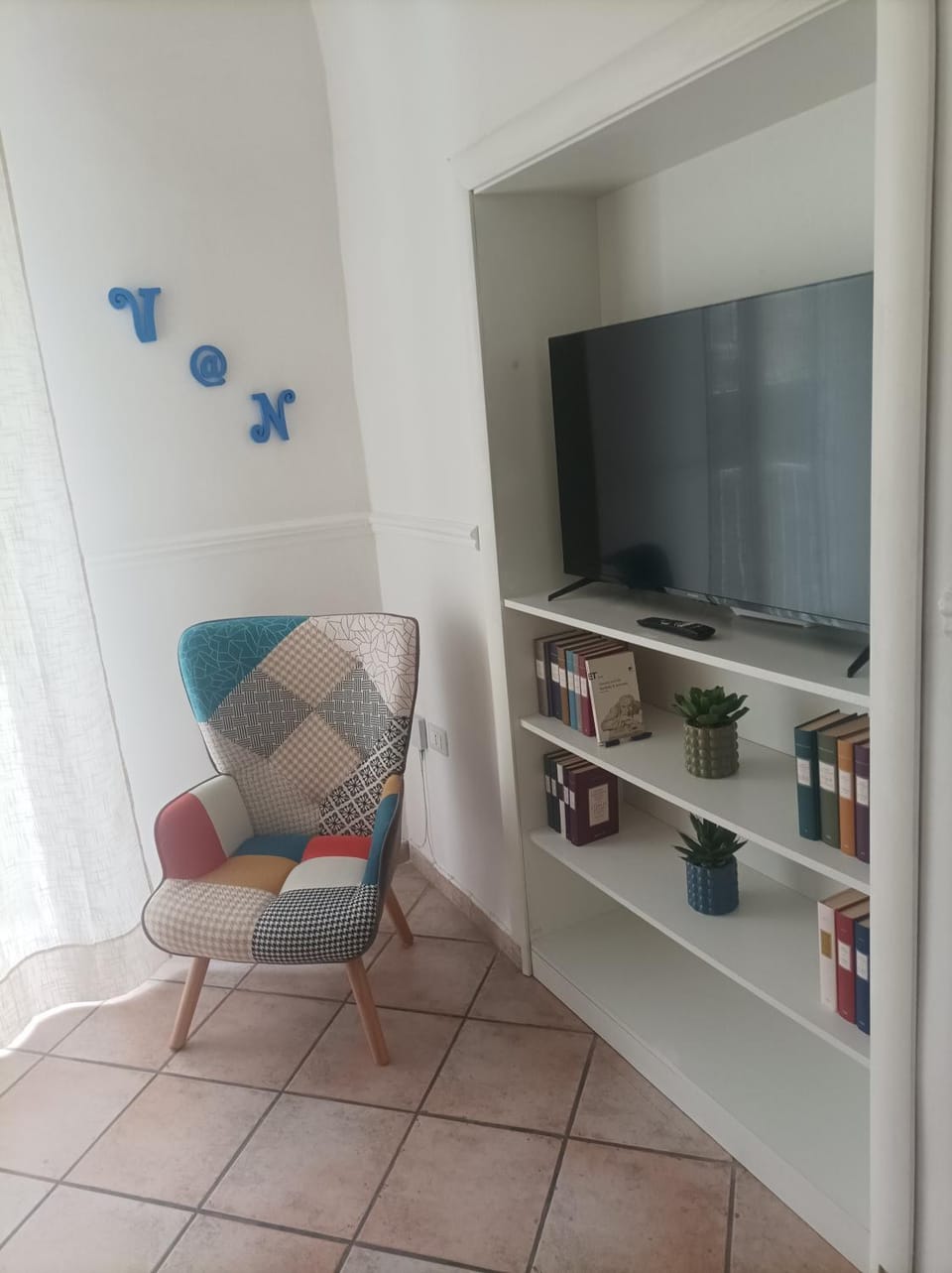 Library, TV and multimedia