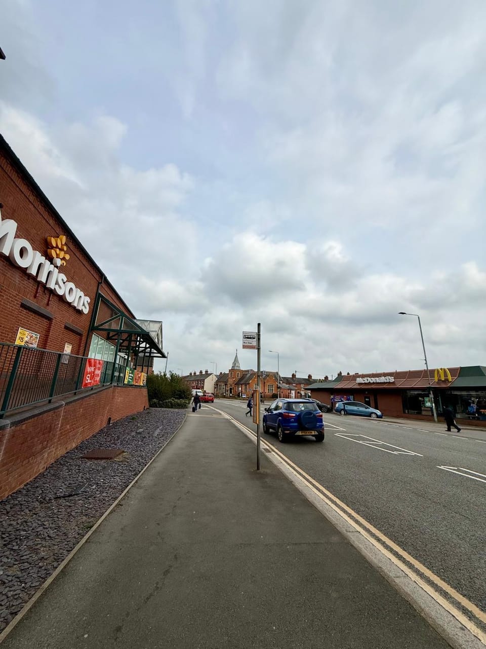 Restaurant/places to eat, Street view, Supermarket/grocery shop