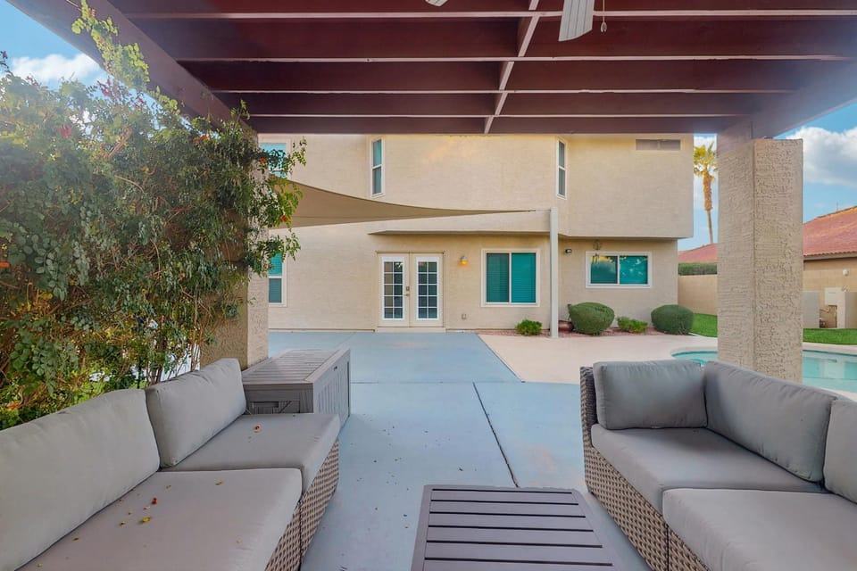 Scottsdale Poolside Hideaway House in Scottsdale