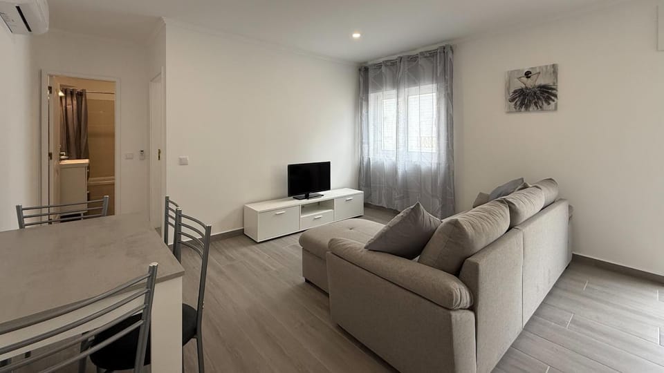 Apartamento T1 Armacao de Pera 350mt da Praia 2D Apartment in Faro District