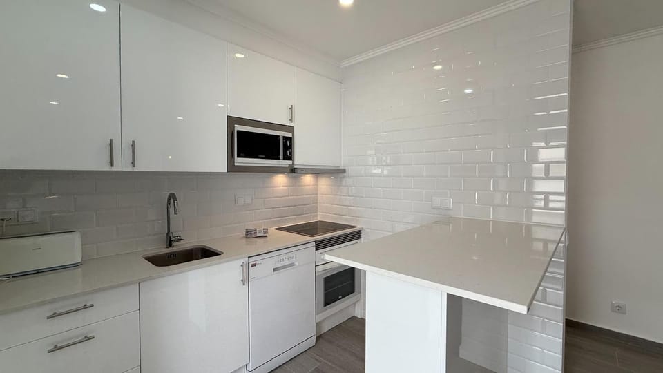 Apartamento T1 Armacao de Pera 350mt da Praia 2D Apartment in Faro District