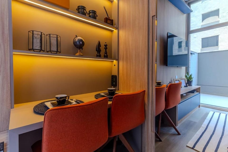 Novo, amplo, próximo ao metrô Brooklin, com mezzanino e TV58' Apartment in Sao Paulo City