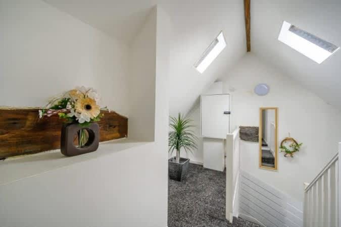 RB1GH- Cosy Room SECURE PARKING NEAR CITY CENTRE FAST WIFI Inn in Leeds