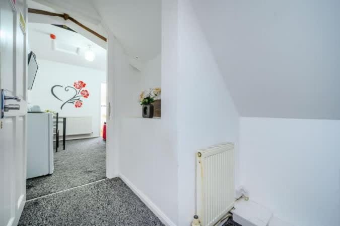 RB1GH- Cosy Room SECURE PARKING NEAR CITY CENTRE FAST WIFI Inn in Leeds