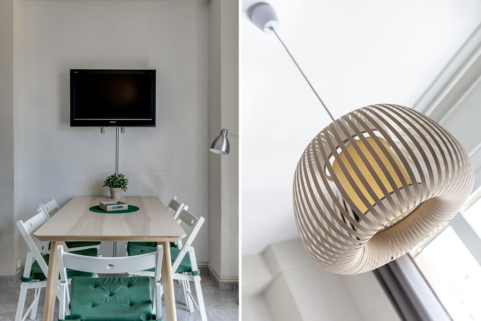 TV and multimedia, Seating area, Dining area
