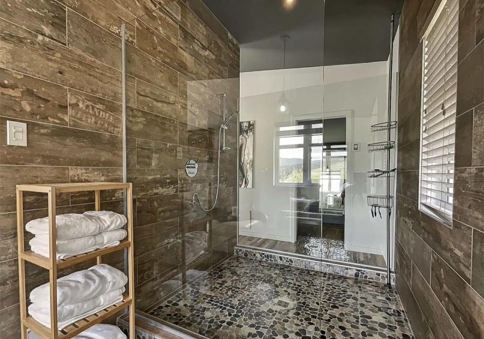LUX Monts-Valin Chalet in Quebec