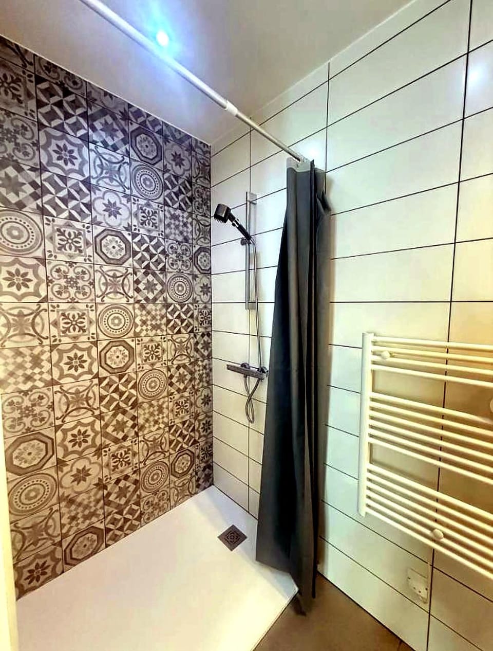 Shower, Bathroom