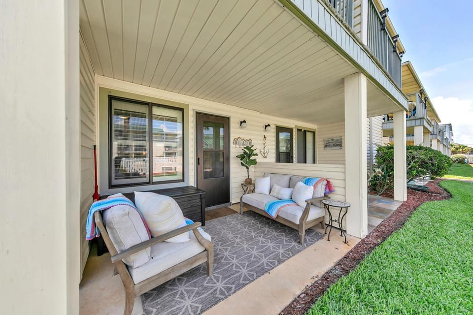 Sandprints A7- The Coral Cabana House in Miramar Beach