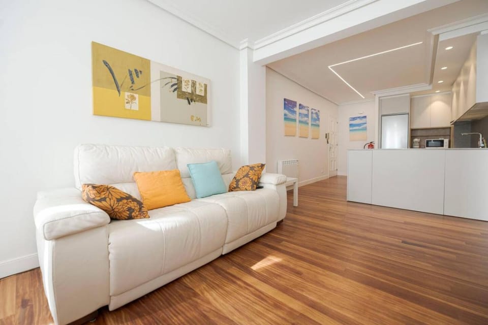 Kitchen or kitchenette, Living room, Seating area