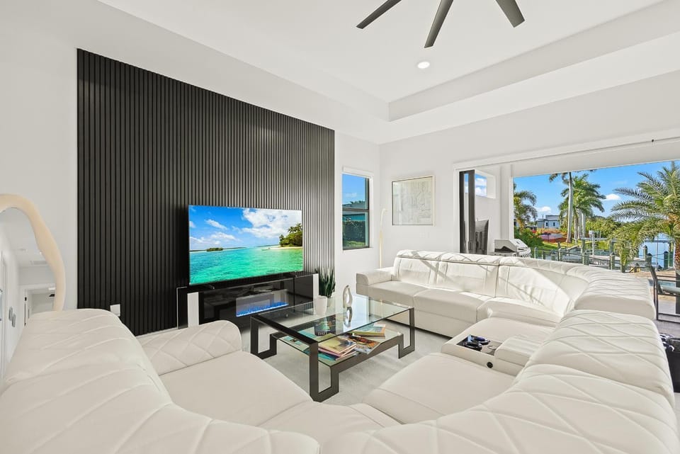 Waterfront Villa Capri | Dock + Gulf Access House in Cape Coral