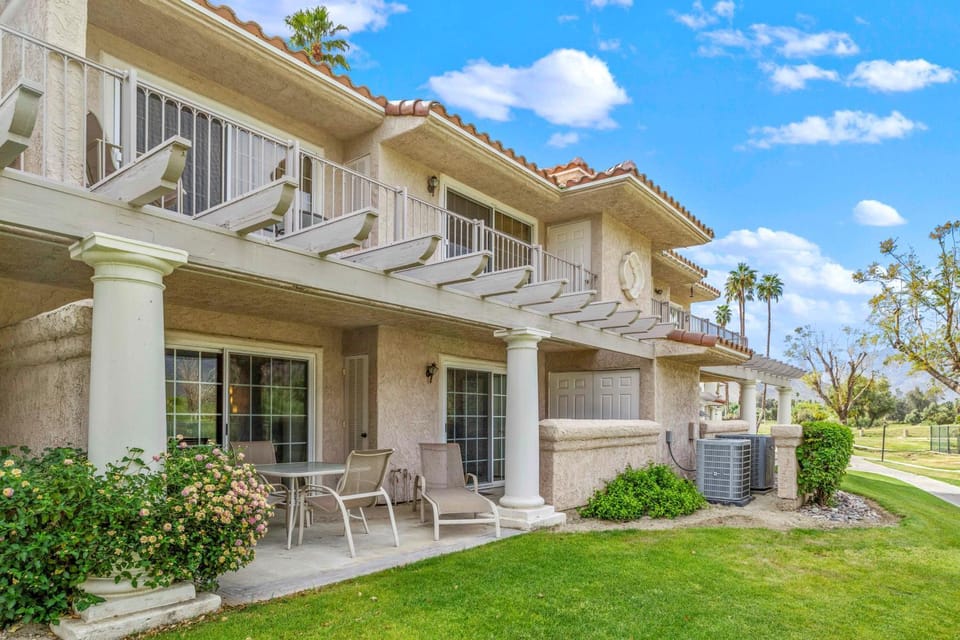 Mesquite Condo in the Sun House in Palm Springs