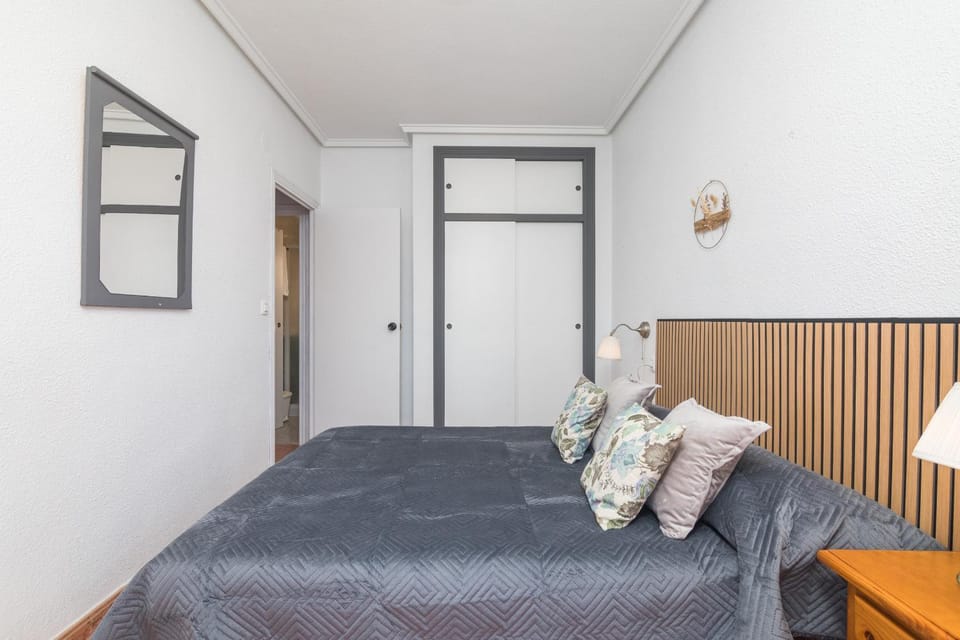 Bed, Bedroom, wardrobe