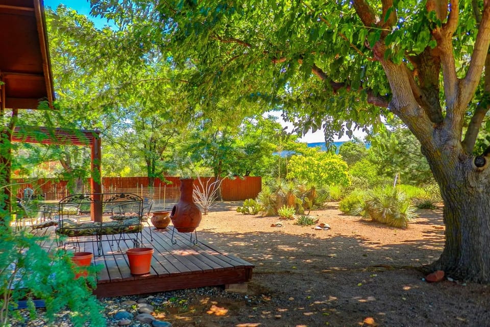 Bell Rock Sedona Paradise House in Village of Oak Creek