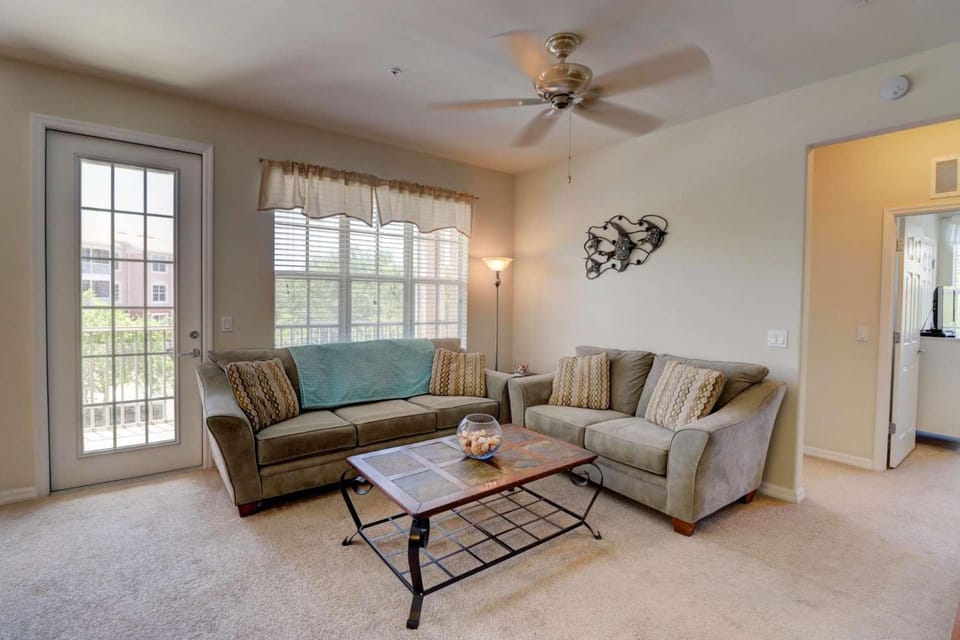 11741 Pasetto Ln #301 House in Iona