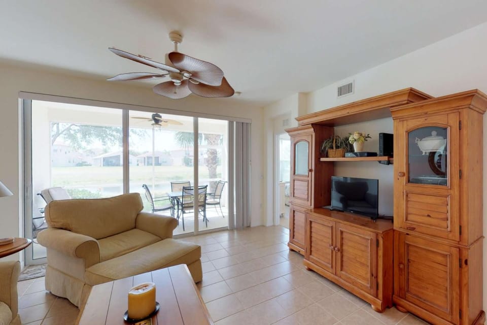 10127 Colonial Country Club Blvd #1607 House in Fort Myers