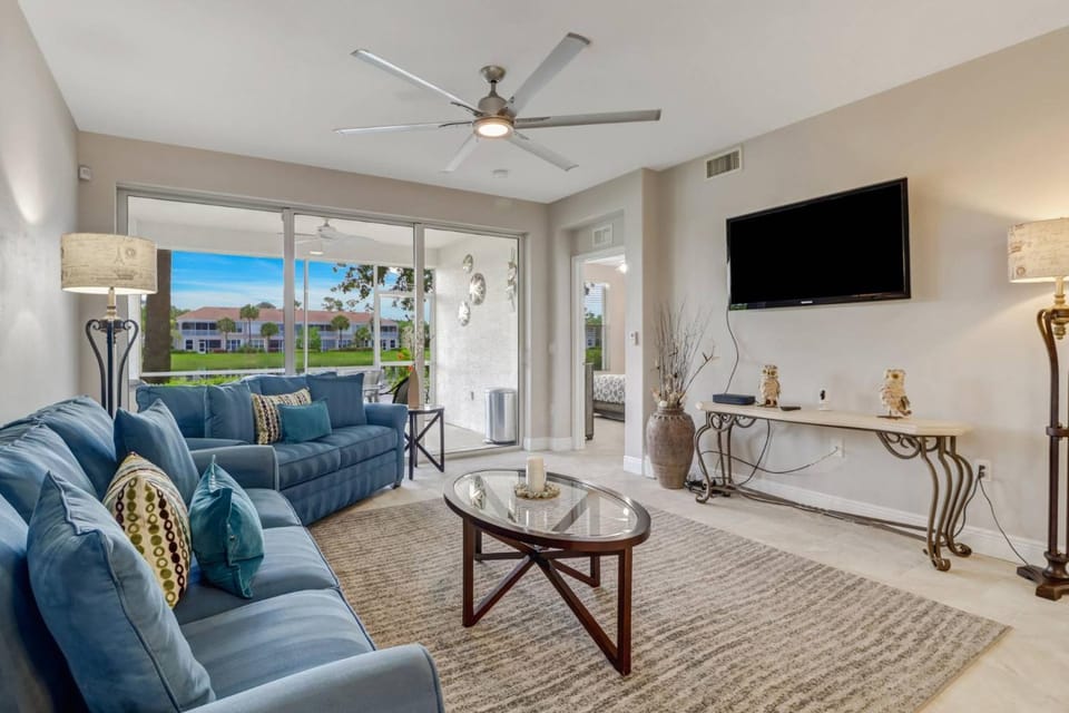 10118 Colonial Country Club Blvd #410 House in Fort Myers