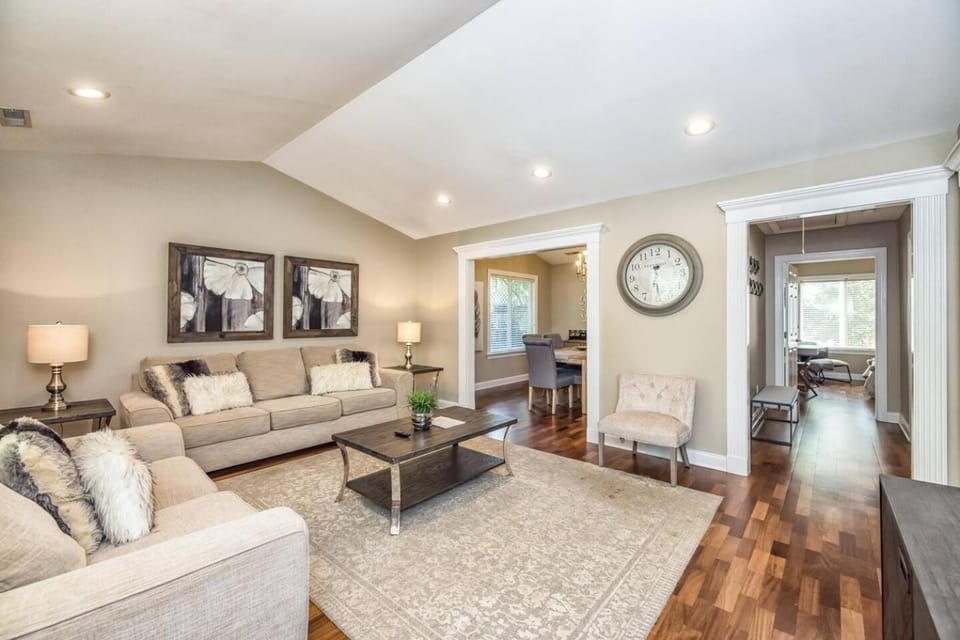 Ada's Midtown Garden Apartment in Wilmington