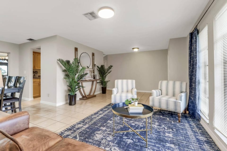 4800 SW 12th PL House in Cape Coral