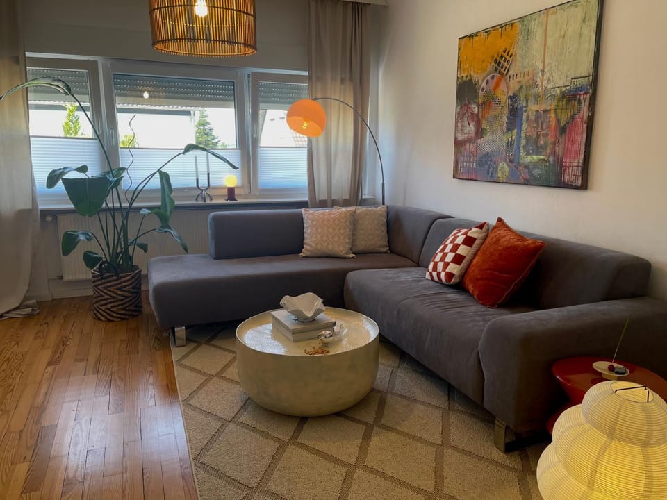Ferienwohnung SaarPolygonblick Design Stay Apartment in Saarlouis