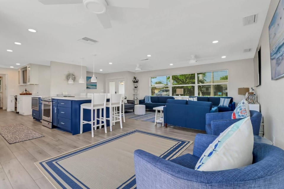 5609 Del Rio Ct House in Cape Coral