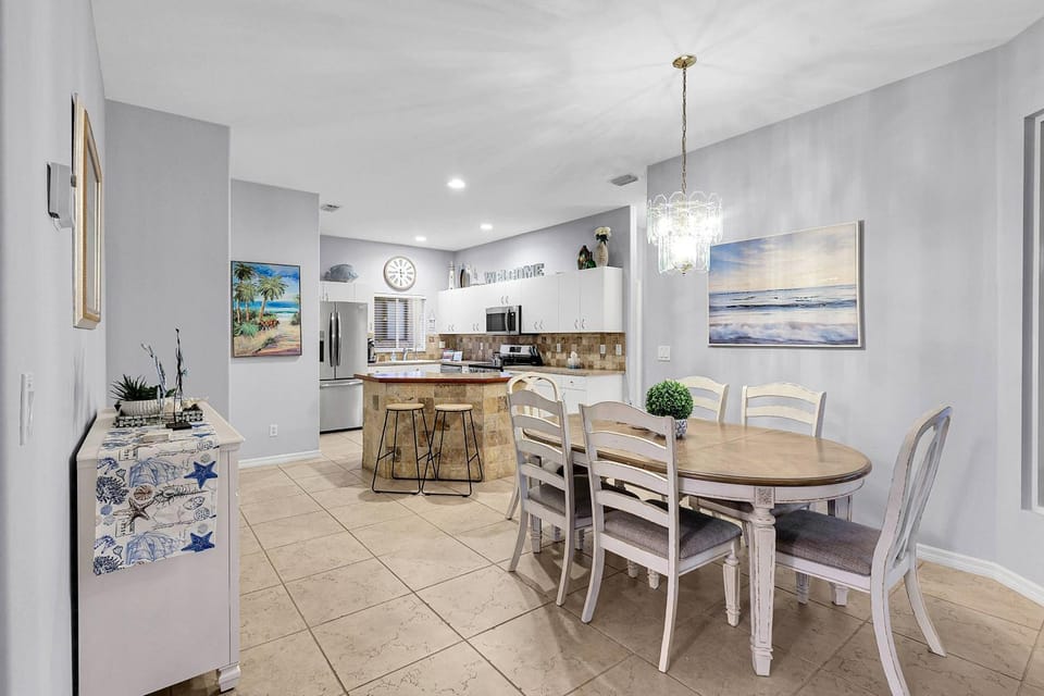 2814 SW 44th Ter House in Cape Coral