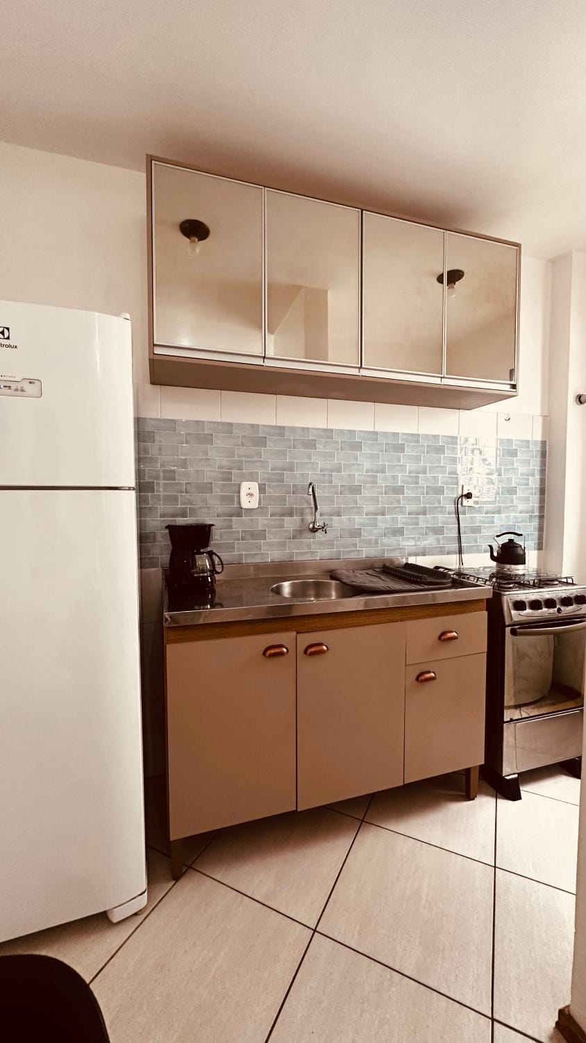 Kitchen or kitchenette, oven, pet friendly, stove