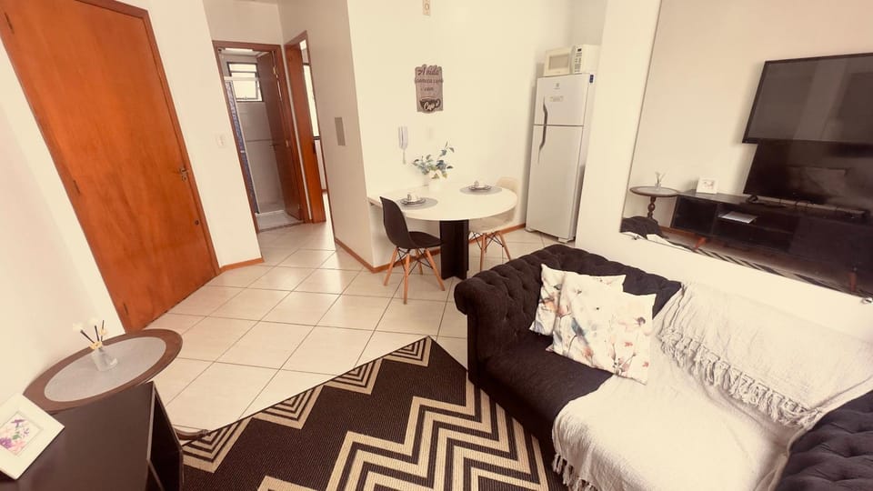 Communal lounge/ TV room, TV and multimedia, Living room, Seating area, Dining area, Evening entertainment