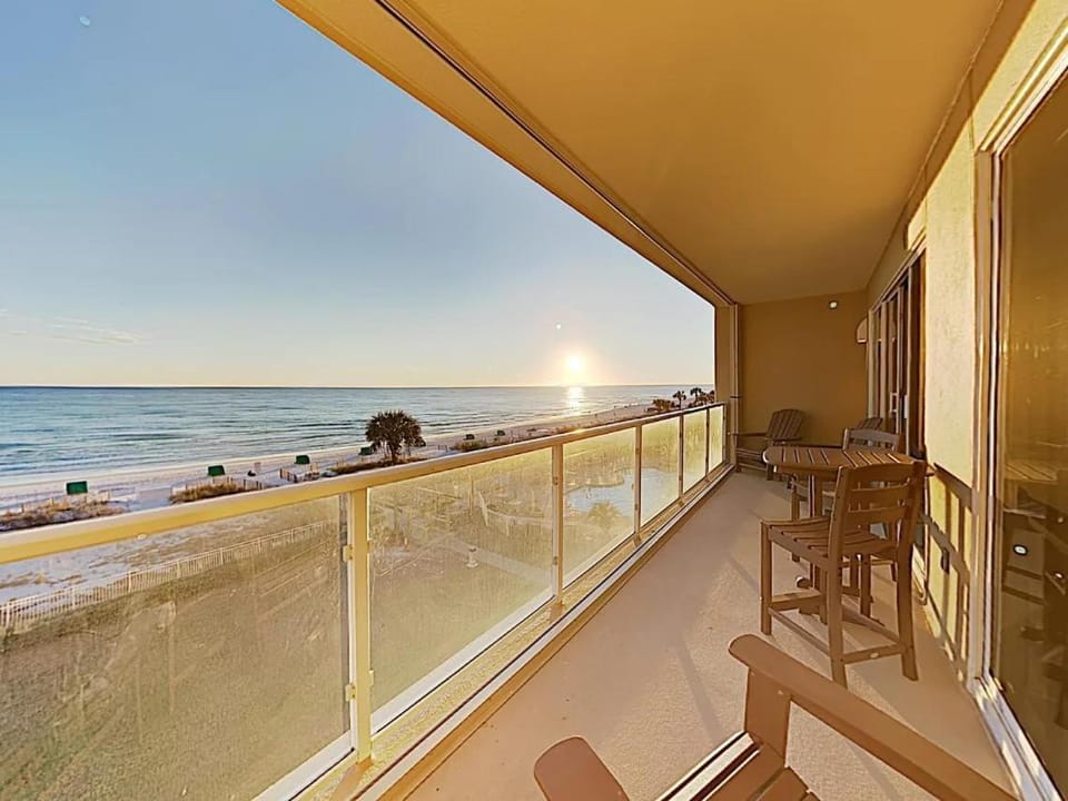Oceanfront Condo 302 by Sterling Sands Apartment in Destin