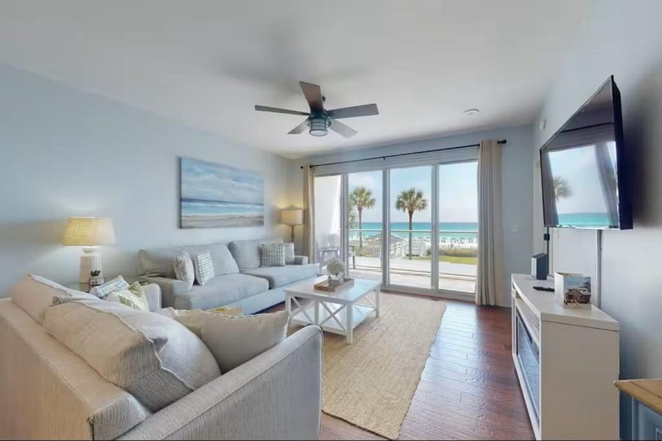 Oceanfront Condo 113 by Sterling Sands Apartment in Destin