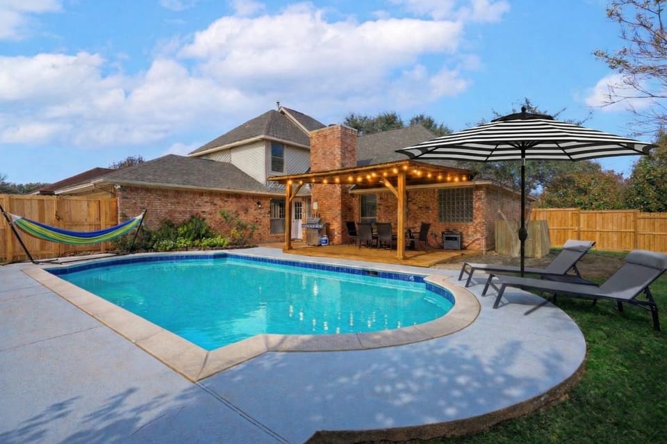 Pool view, Swimming pool