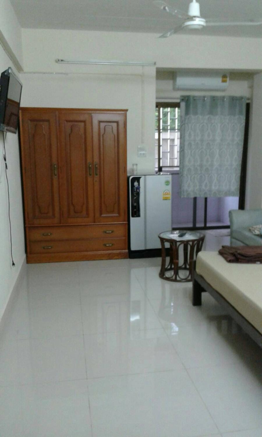 Property building, Bed, TV and multimedia, Photo of the whole room, wardrobe, air conditioner
