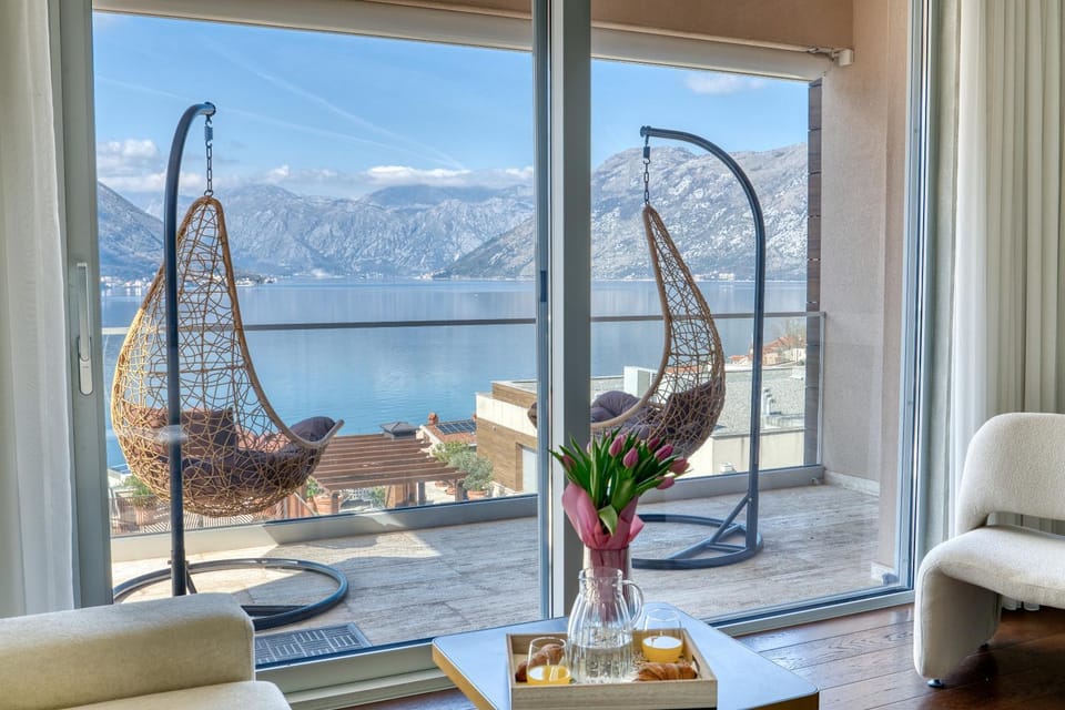 View (from property/room), Balcony/Terrace, Sea view