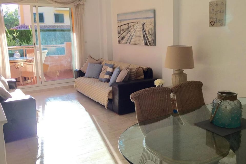 2 bed Apt grt location shared pool outdoor area Apartment in Xàbia