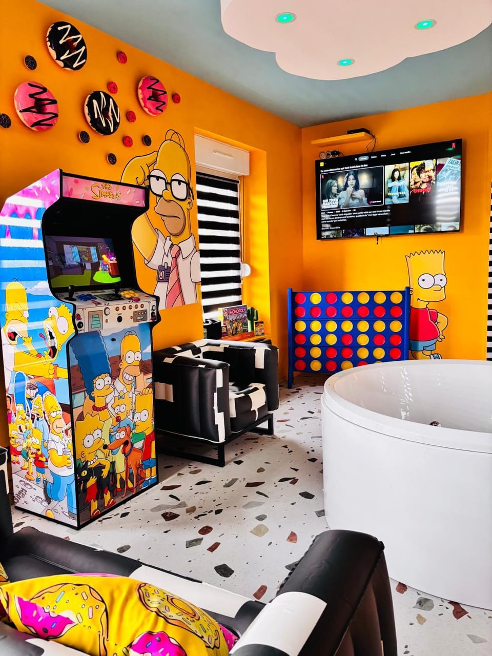 Simpson Experience parking, Jacuzzi ET Jeux au cœur d Epernay Apartment in Epernay