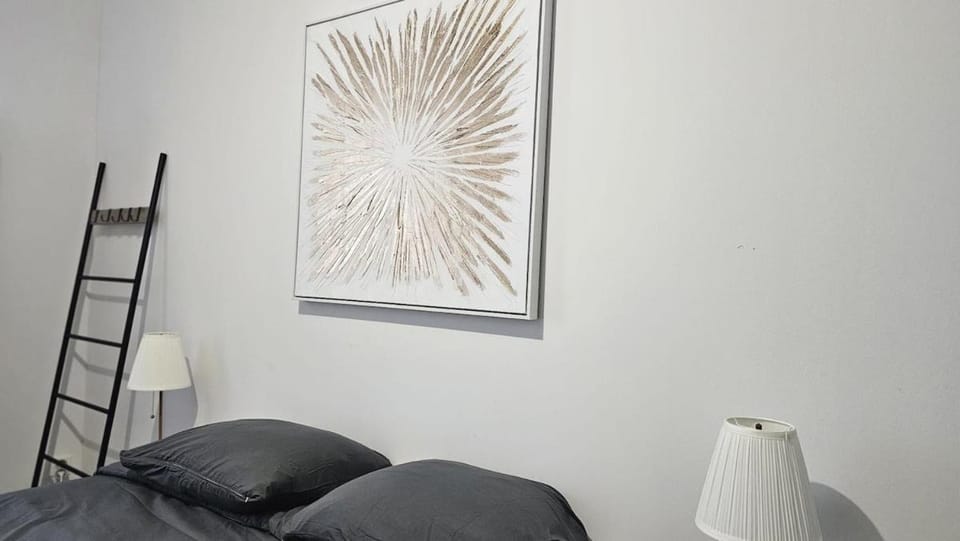 La Tanière royale - T2- wifi - Parking- Château Apartment in Grand Est