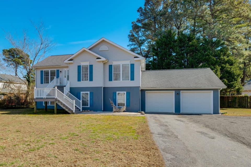 Waterfront Gem w/ Deck & Views on Chesapeake Bay! House in Virginia