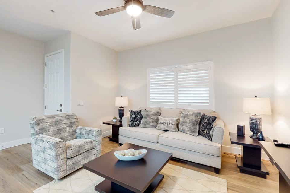 Placita Escondida #101 House in Catalina Foothills