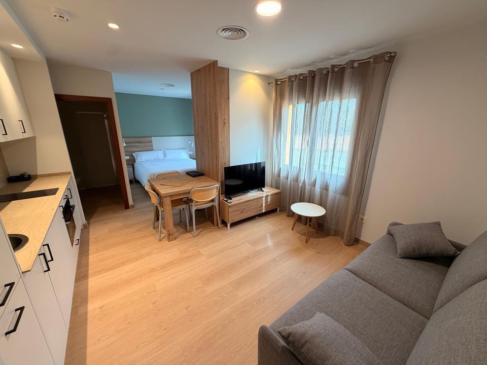 Bed, Kitchen or kitchenette, Living room, Photo of the whole room