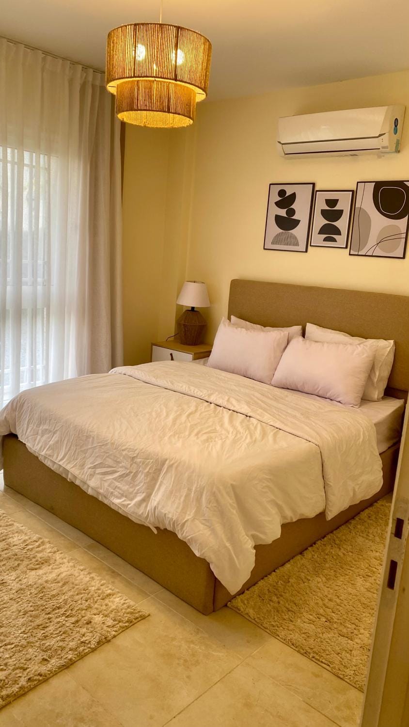 Sunny Modern Flat With Garden Apartment in Cairo Governorate