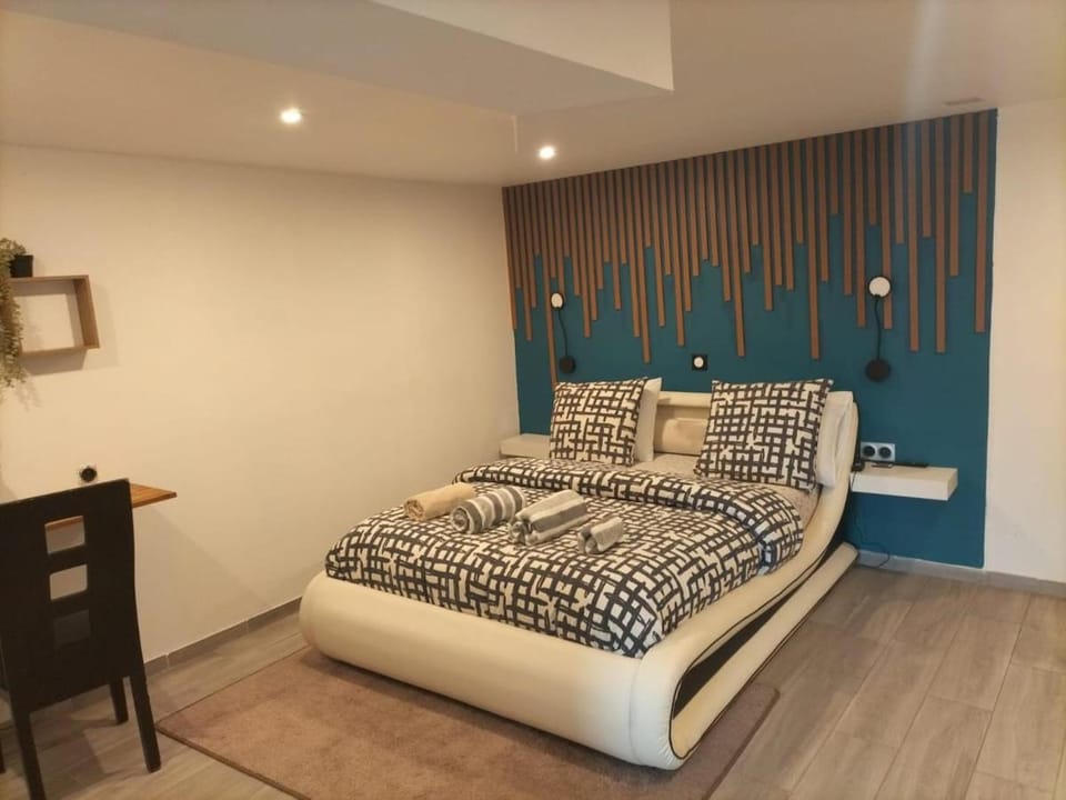 Business Studio 10 minutes de Paris et Orly Apartment in Massy