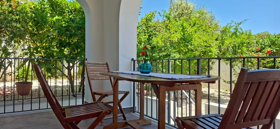 Spring, Day, View (from property/room), Balcony/Terrace, Garden view
