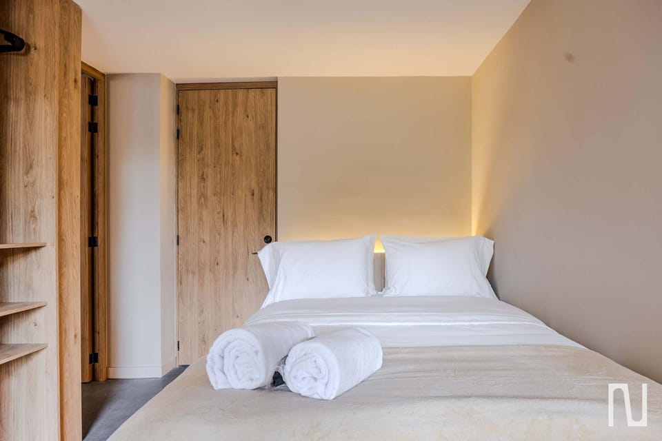 NOK Elegant 3BR Stay with Balcony at Bogota Apartment in Bogota