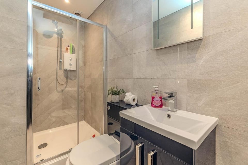 Beautiful 2 Bedroom Flat Central Brighton Apartment in Brighton
