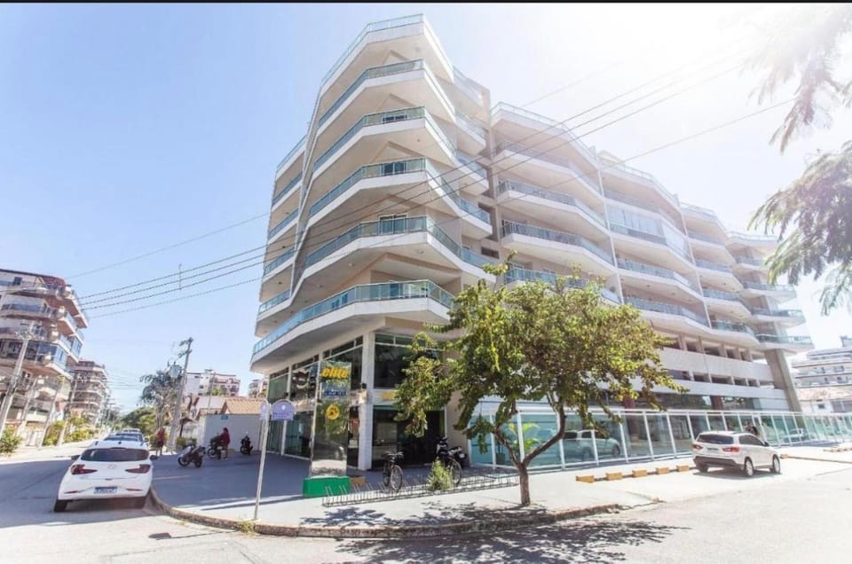 Apartamento Cabo Frio Completo, no Braga, 5 min da Praia do Forte - Wi-Fi - Garagem Apartment in Cabo Frio