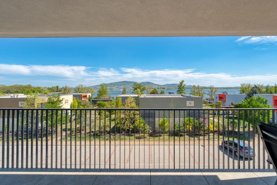 View (from property/room), Lake view