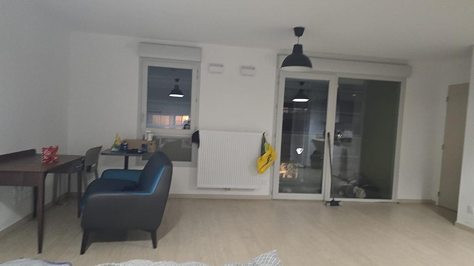 Modern Studio with Panoramic View - Geneva Tram 17 Apartment in Annemasse
