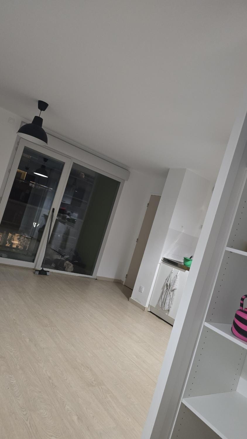 Modern Studio with Panoramic View - Geneva Tram 17 Apartment in Annemasse